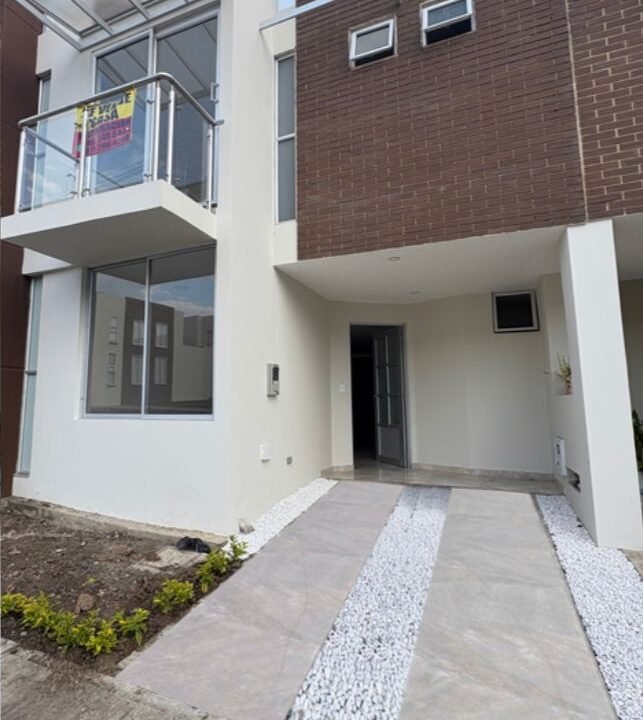 WhatsApp Image 2025-01-31 at 1.23.34 PM